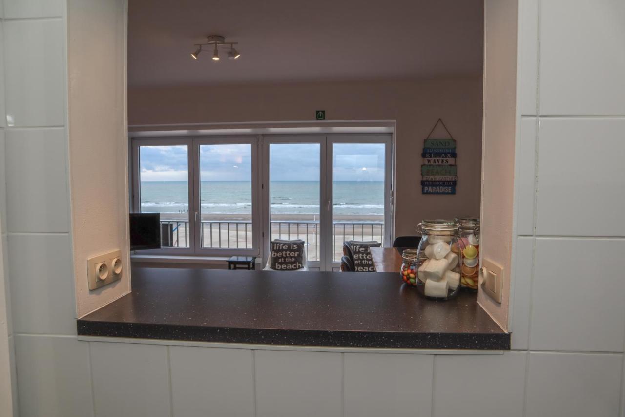 Modern Appartement Met Uniek Zeezicht Koksijde Εξωτερικό φωτογραφία